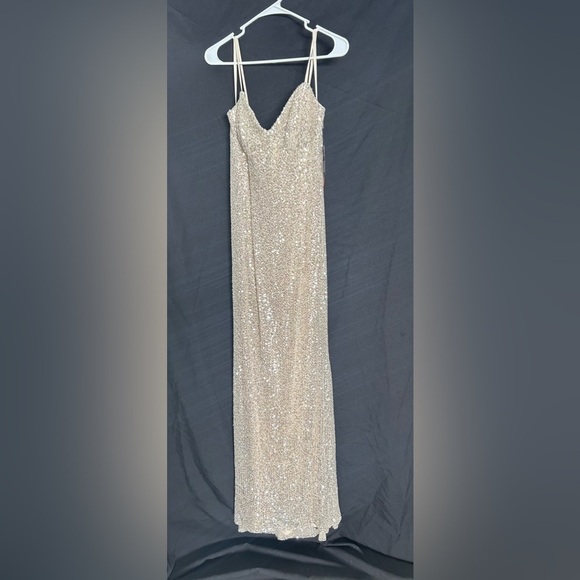 IEENA FOR MAC DUGGAL 11276 NWT Sequined Sleeveless Column Gown - Picture 4 of 8